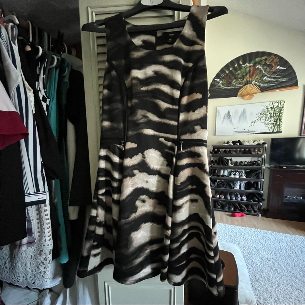 Women’s animal print Mossimo dress -medium